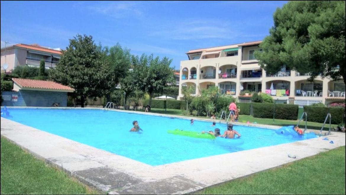 Apartamento En Platja Sant Pol S'Agaro Con Pisicina Y Jardin Sant Feliu de Guíxols Exterior photo