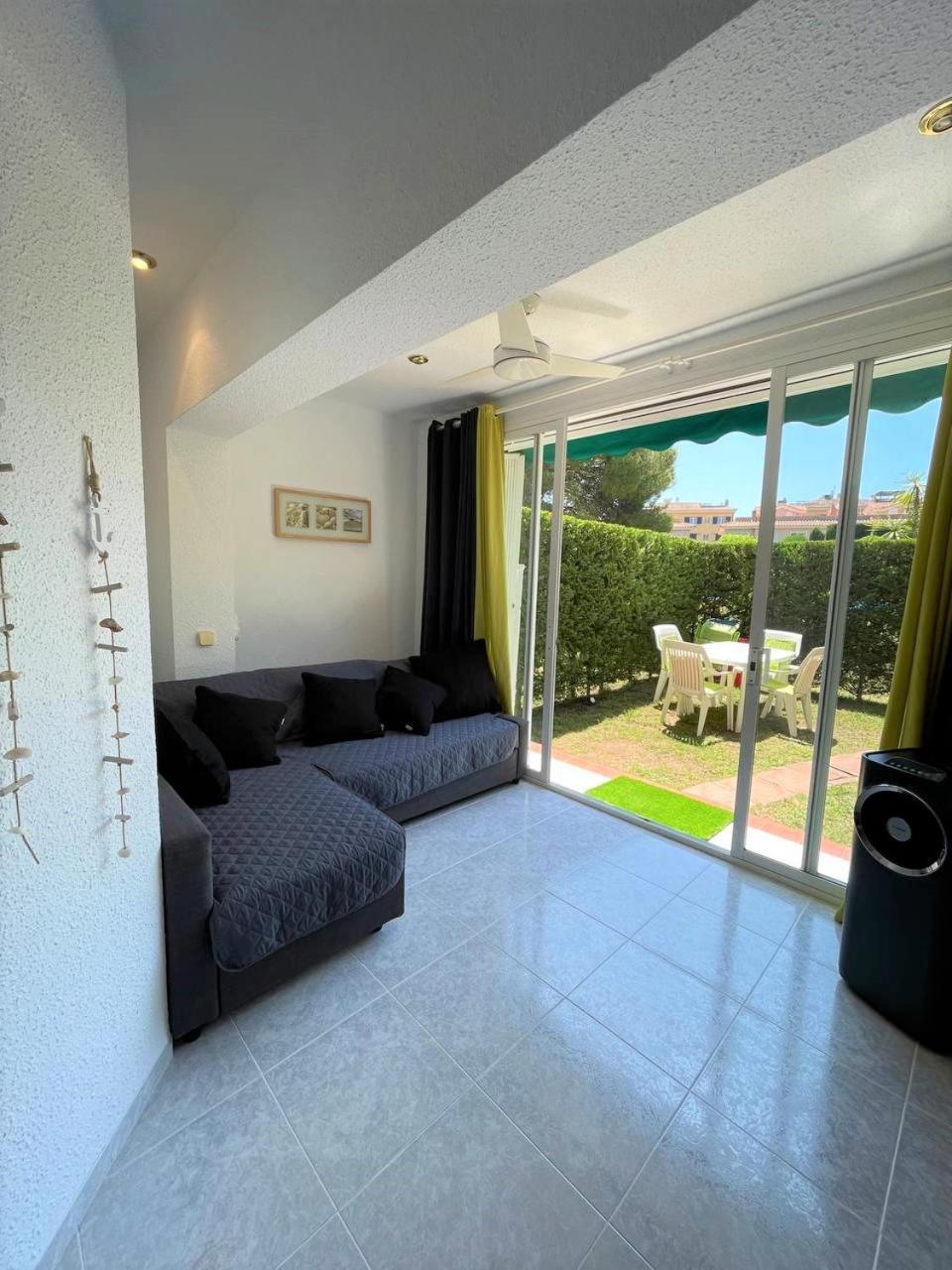 Apartamento En Platja Sant Pol S'Agaro Con Pisicina Y Jardin Sant Feliu de Guíxols Exterior photo