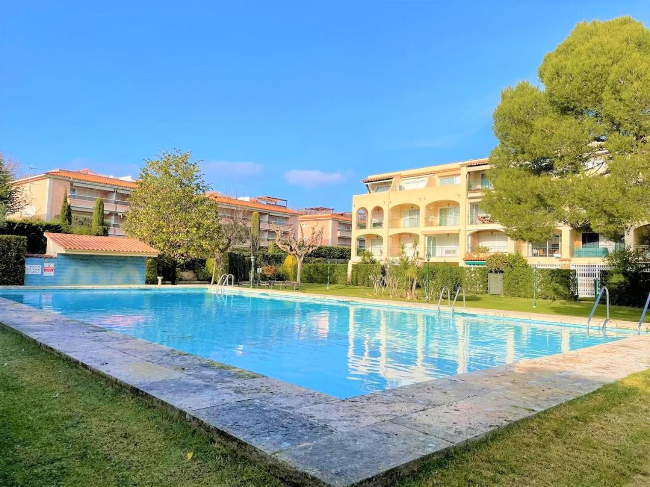 Apartamento En Platja Sant Pol S'Agaro Con Pisicina Y Jardin Sant Feliu de Guíxols Exterior photo